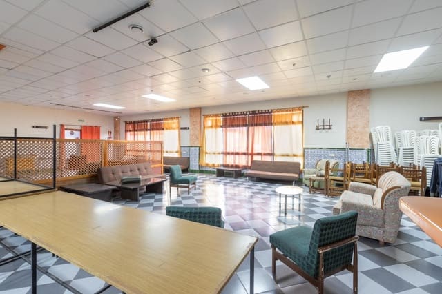 30 soverom Hotell til salgs i Motril med garasje - € 2 800 000 (Ref: 9437782)