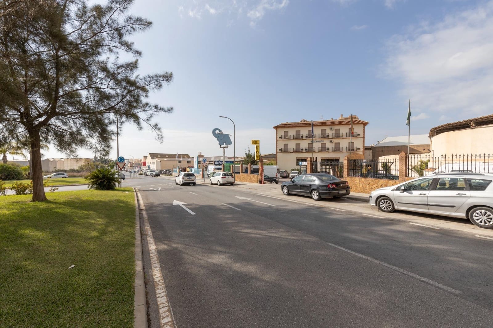 30 soverom Hotell til salgs i Motril med garasje - € 2 800 000 (Ref: 9437782)