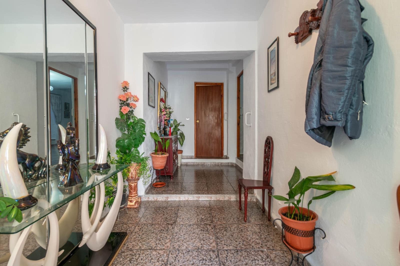 3 bedroom Townhouse for sale in Albunuelas - € 59,900 (Ref: 9437783)