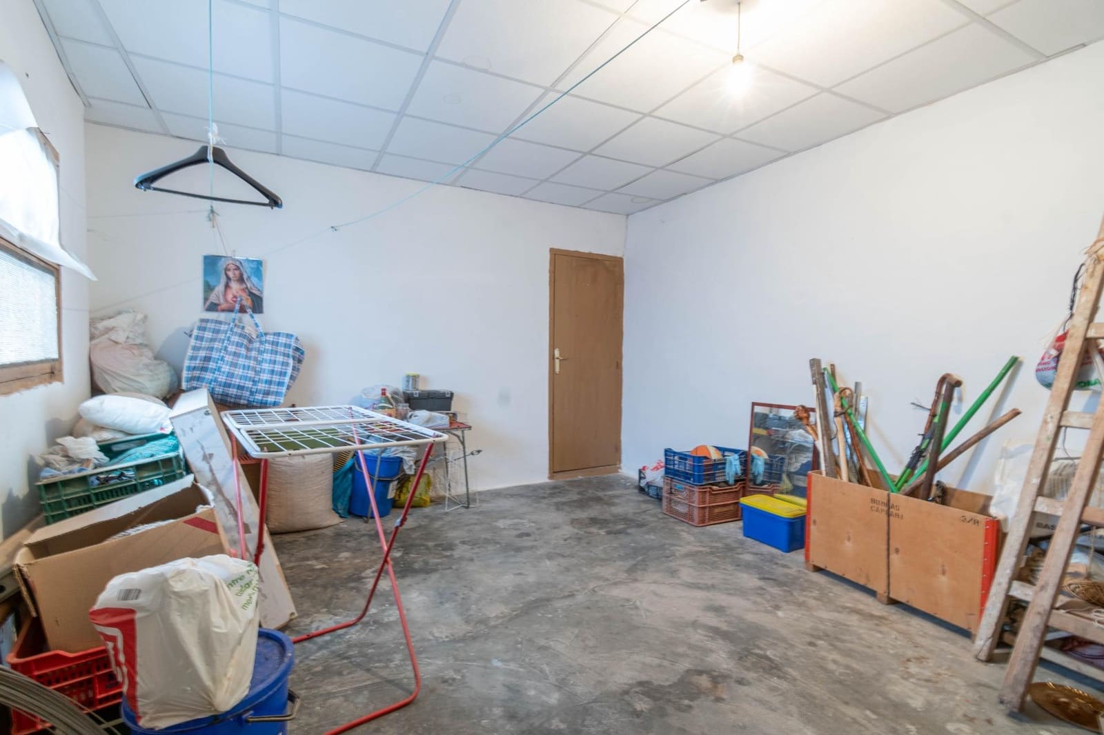 3 bedroom Townhouse for sale in Albunuelas - € 59,900 (Ref: 9437783)