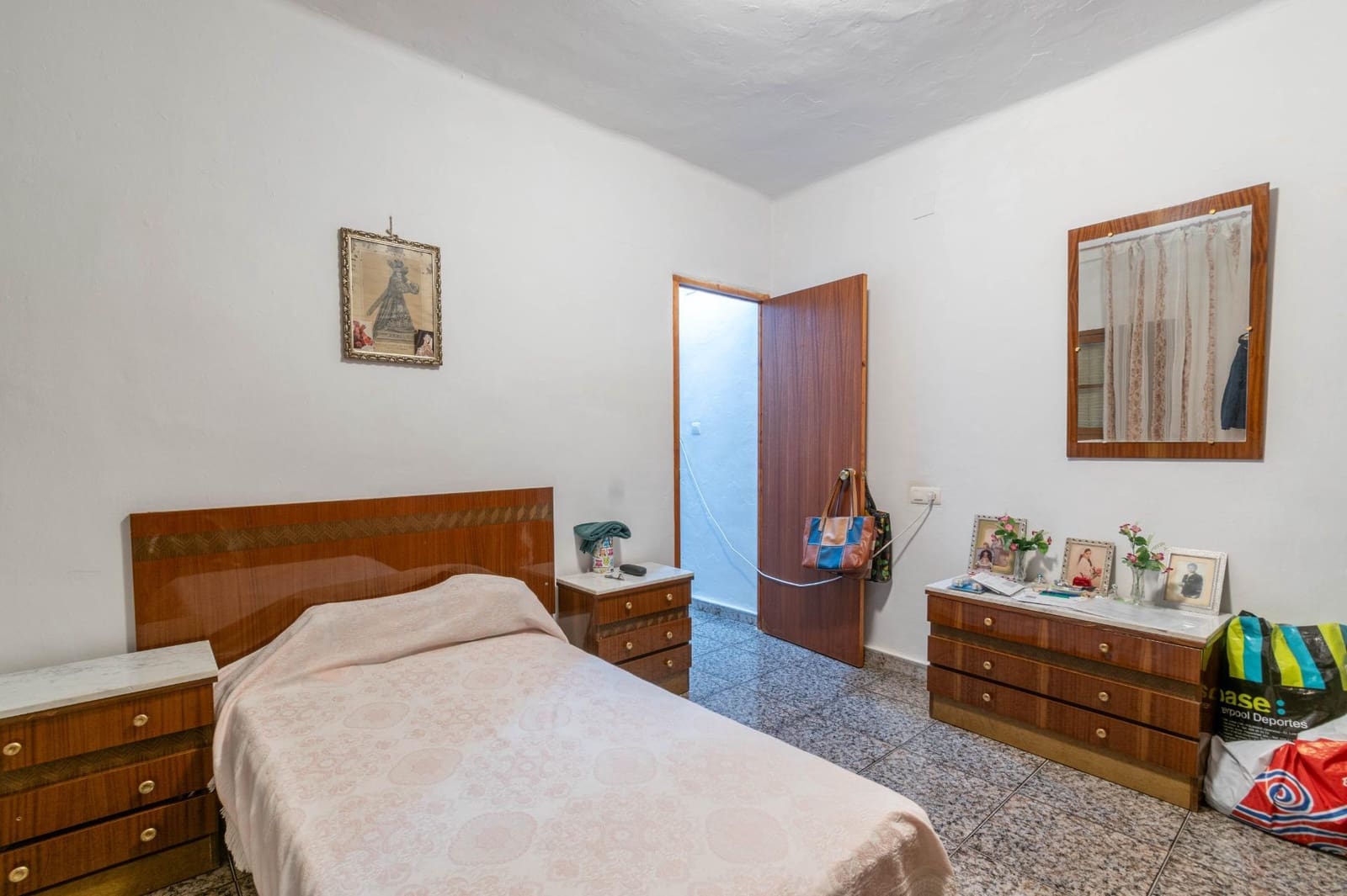 3 bedroom Townhouse for sale in Albunuelas - € 59,900 (Ref: 9437783)