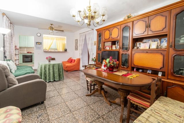 3 soveværelse Byhus til salg i Albuñuelas - € 59.900 (Ref: 9437783)