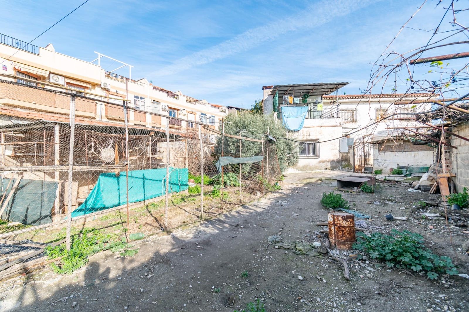 8 soveværelse Byhus til salg i Ambroz - € 290.000 (Ref: 9437785)