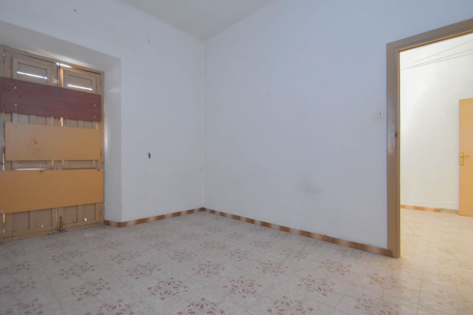 6 makuuhuone Omakotitalo myytävänä paikassa Atarfe - 92 000 € (Ref: 9440098)