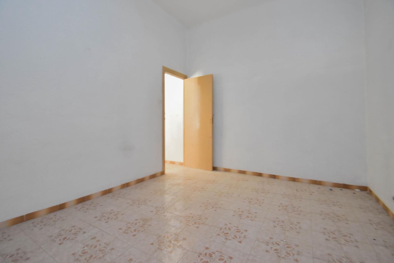 6 makuuhuone Omakotitalo myytävänä paikassa Atarfe - 92 000 € (Ref: 9440098)