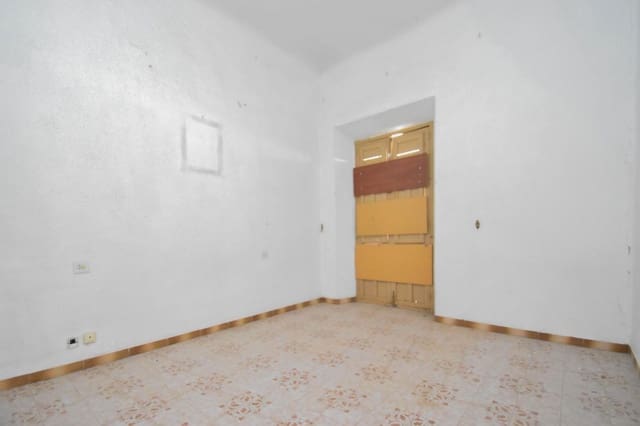 6 soveværelse Byhus til salg i Atarfe - € 92.000 (Ref: 9440098)