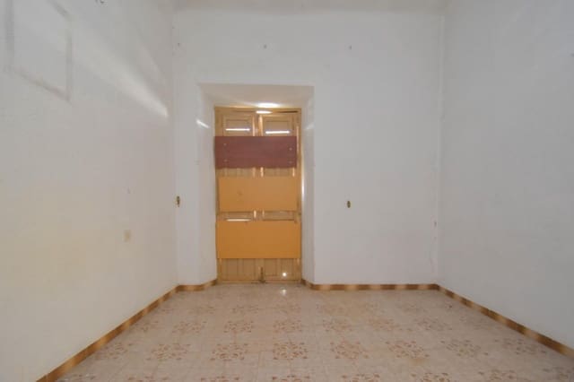 6 soveværelse Byhus til salg i Atarfe - € 92.000 (Ref: 9440098)