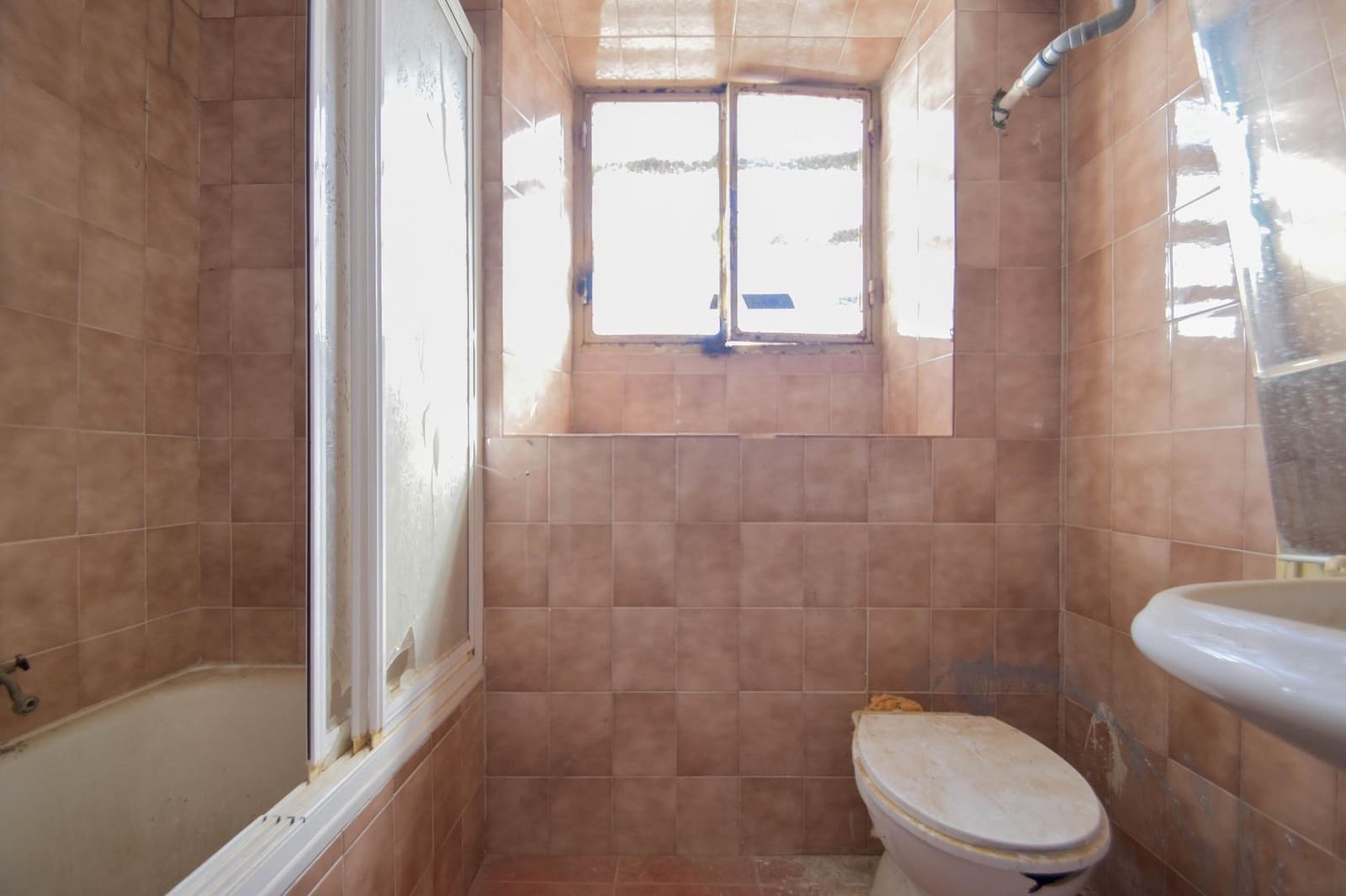 6 makuuhuone Omakotitalo myytävänä paikassa Atarfe - 92 000 € (Ref: 9440098)