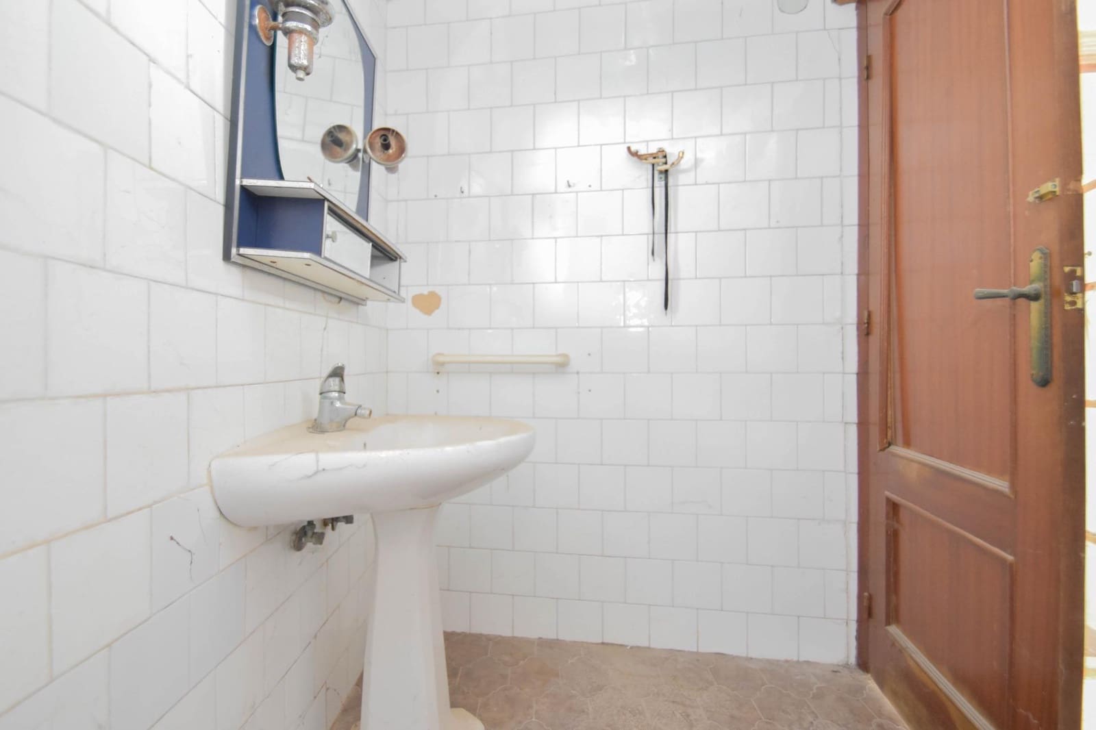 6 makuuhuone Omakotitalo myytävänä paikassa Atarfe - 92 000 € (Ref: 9440098)