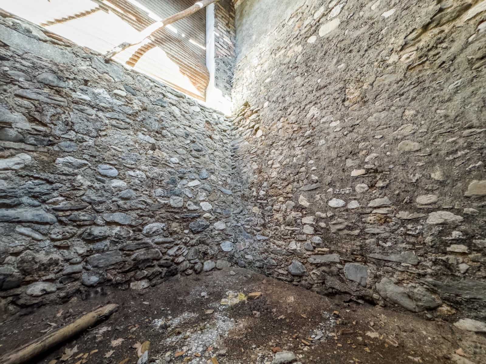 Ruin til salg i Dudar - € 44.900 (Ref: 9440099)