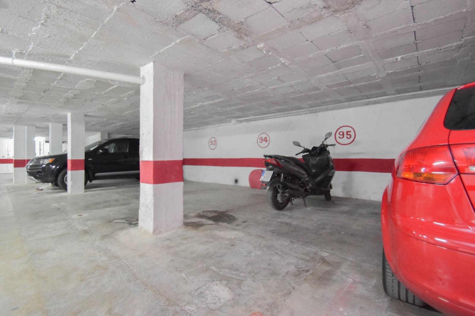 Garage for sale in Granada city - € 6,000 (Ref: 9443216)