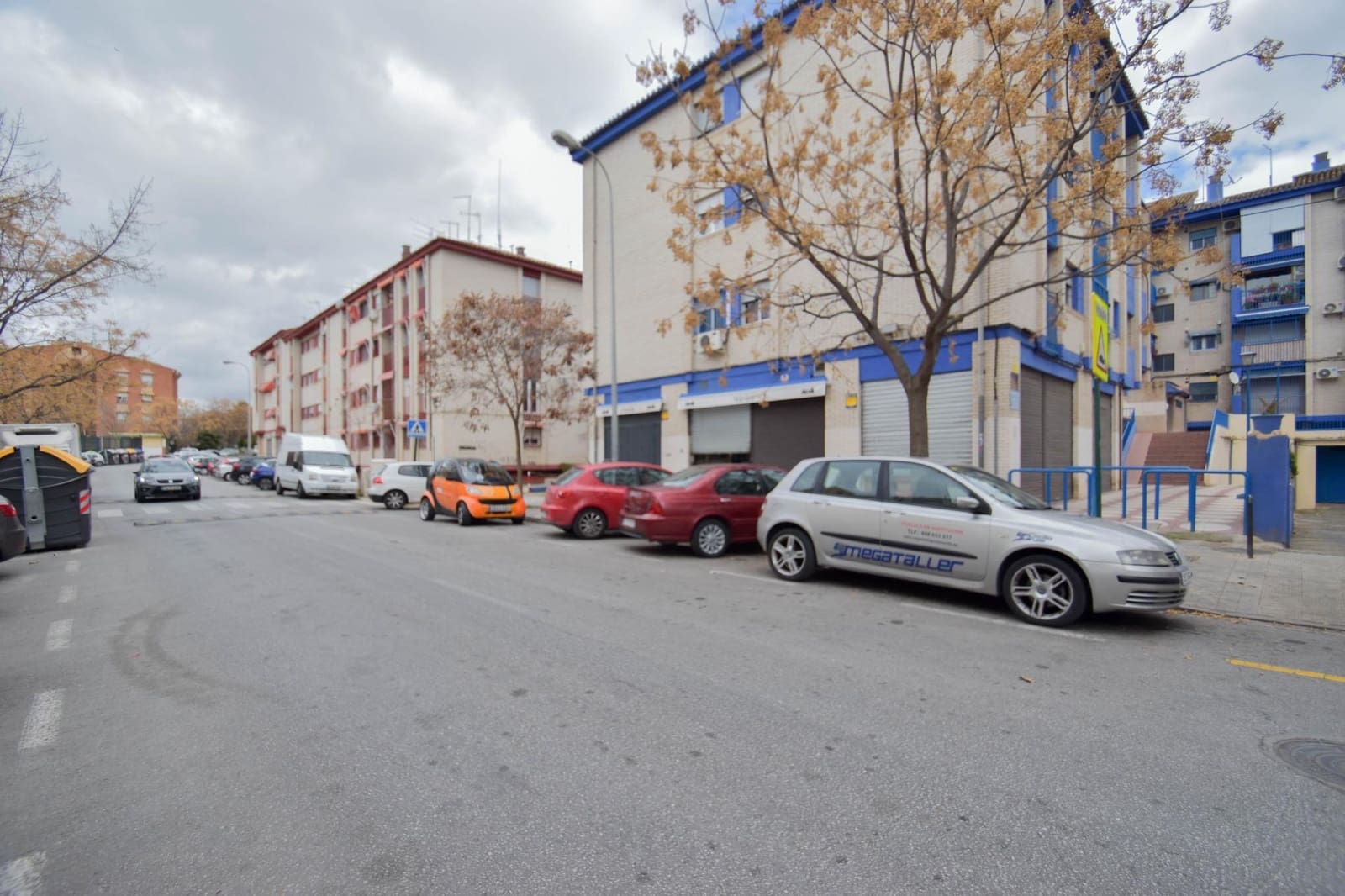 Garage for sale in Granada city - € 6,000 (Ref: 9443216)