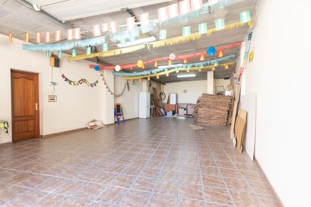 Erhverv til salg i Gabia Grande, Las Gabias - € 65.000 (Ref: 9443218)