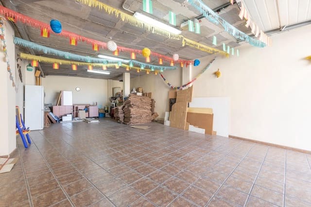 Erhverv til salg i Gabia Grande, Las Gabias - € 65.000 (Ref: 9443218)