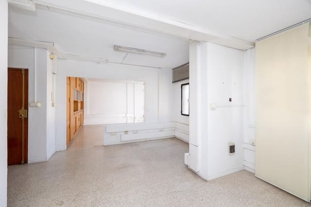 6 soveværelse Lejlighed til salg i Motril med garage - € 220.000 (Ref: 9443220)