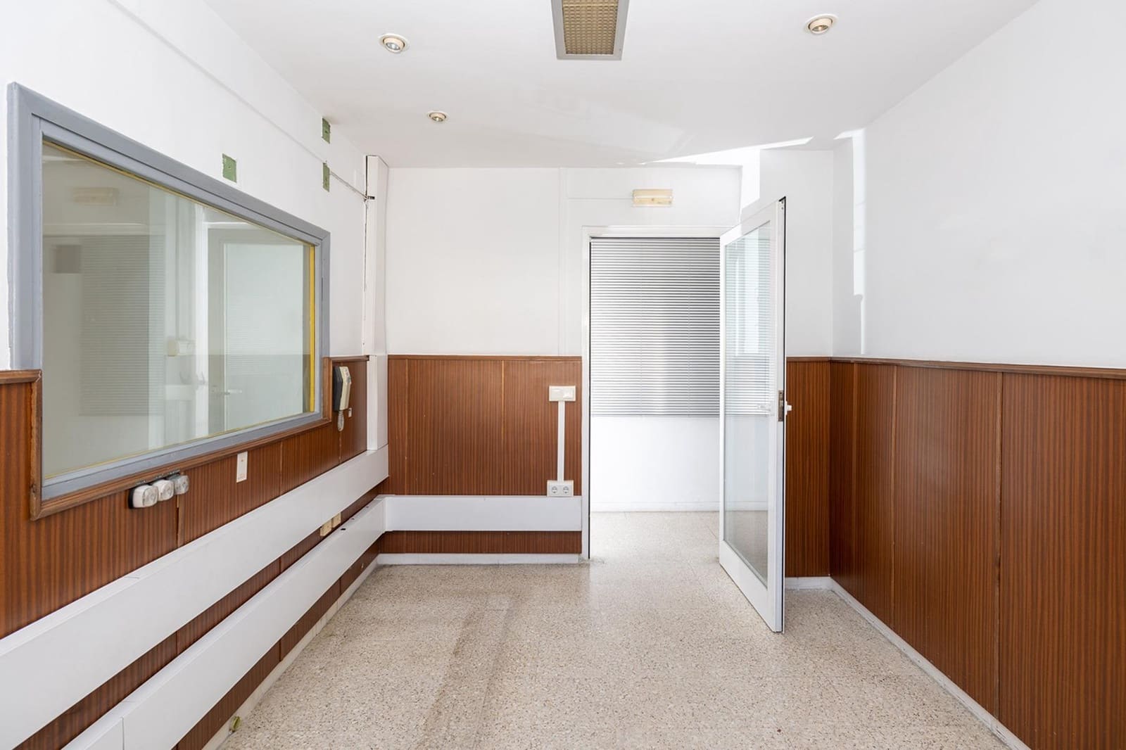 6 soveværelse Lejlighed til salg i Motril med garage - € 220.000 (Ref: 9443220)