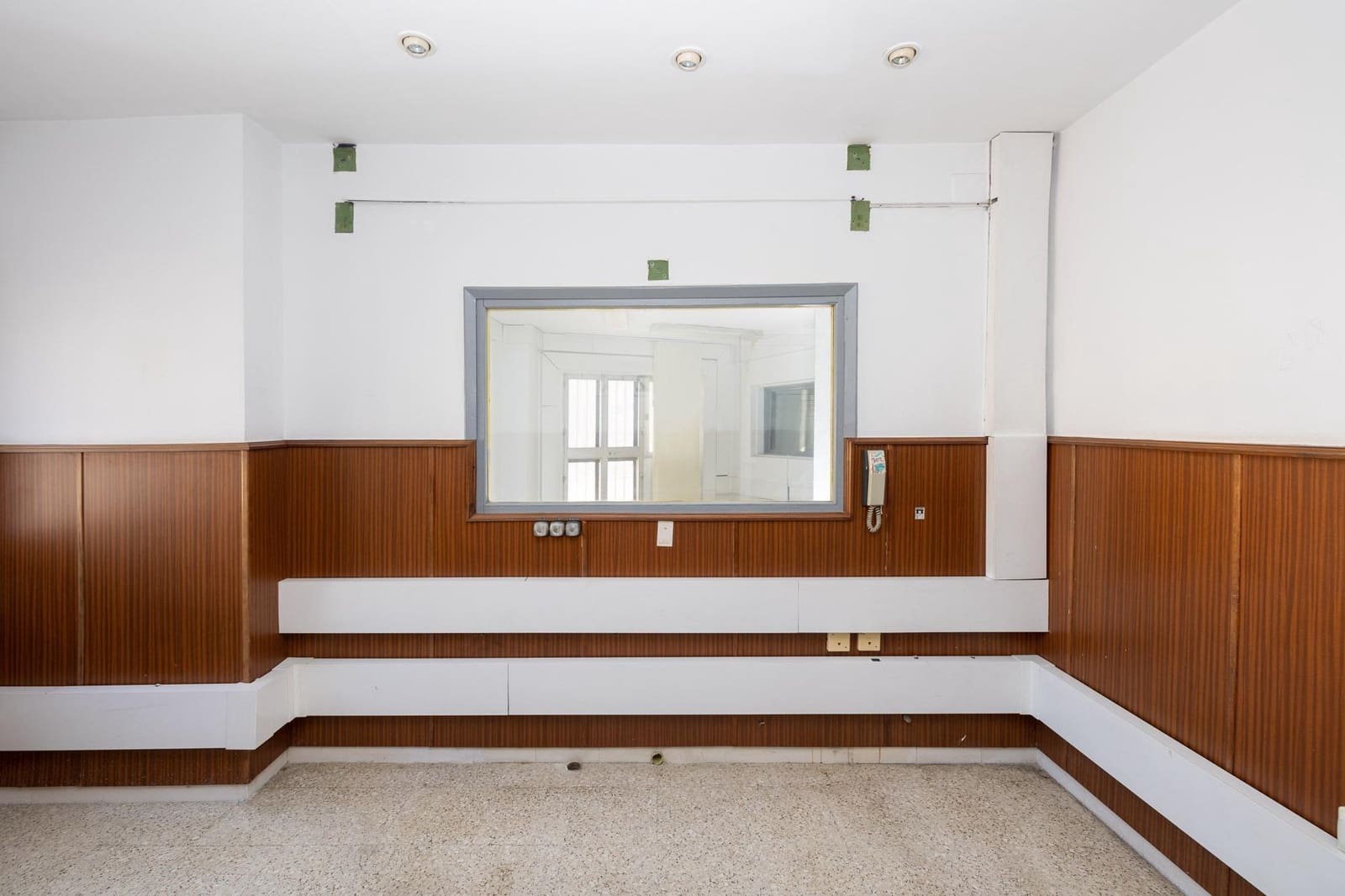 6 soveværelse Lejlighed til salg i Motril med garage - € 220.000 (Ref: 9443220)