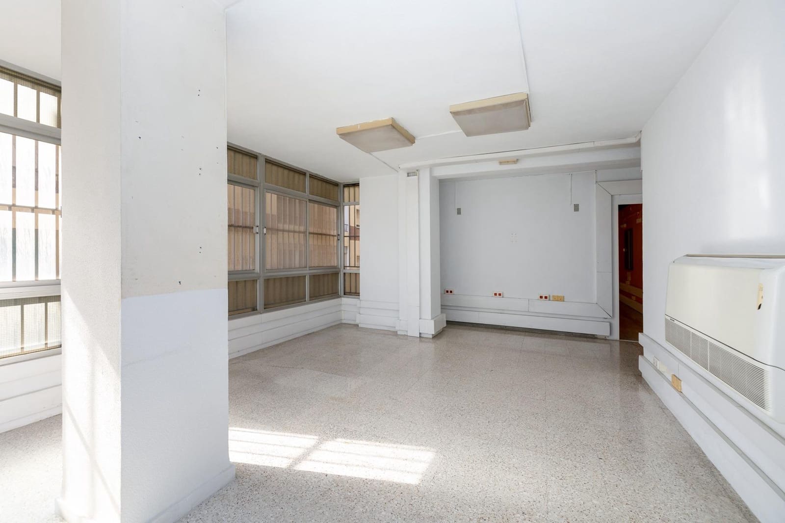 6 soveværelse Lejlighed til salg i Motril med garage - € 220.000 (Ref: 9443220)