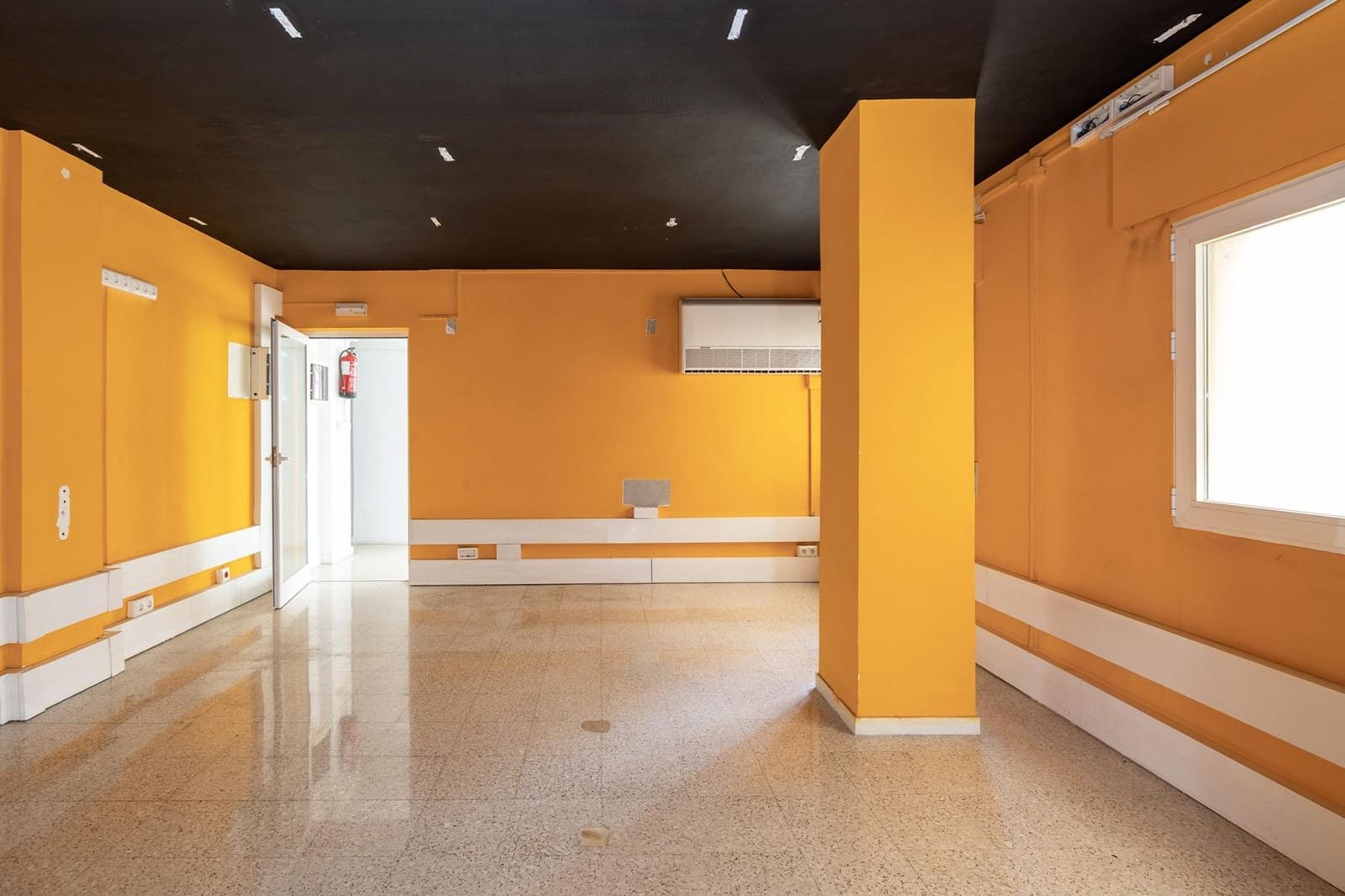 6 soveværelse Lejlighed til salg i Motril med garage - € 220.000 (Ref: 9443220)