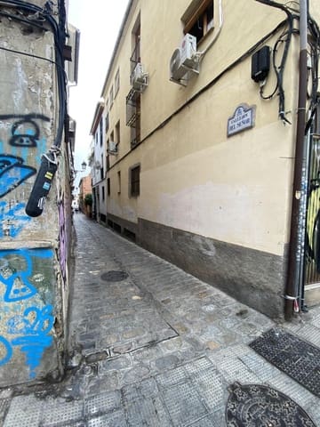 Garage te koop in San Matías - Realejo, Granada stad - € 29.500 (Ref: 9443223)