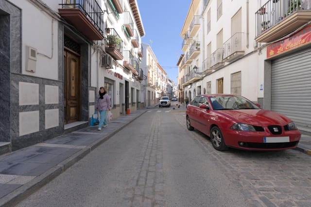 Kommersiell till salu i Montefrío - 69 900 € (Ref: 9443229)