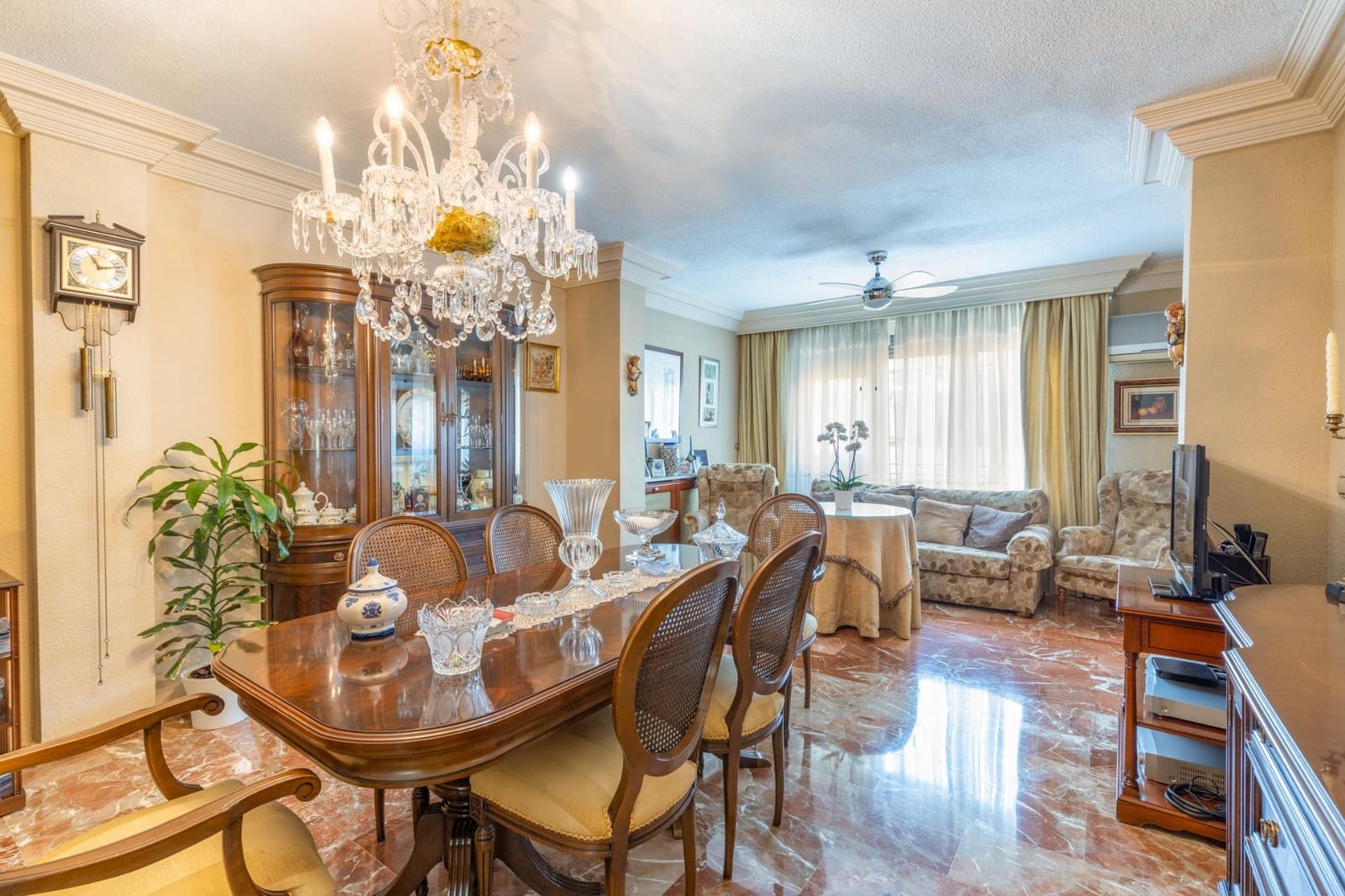 5 makuuhuone Asunto myytävänä paikassa Granada kaupunki - 395 000 € (Ref: 9443237)