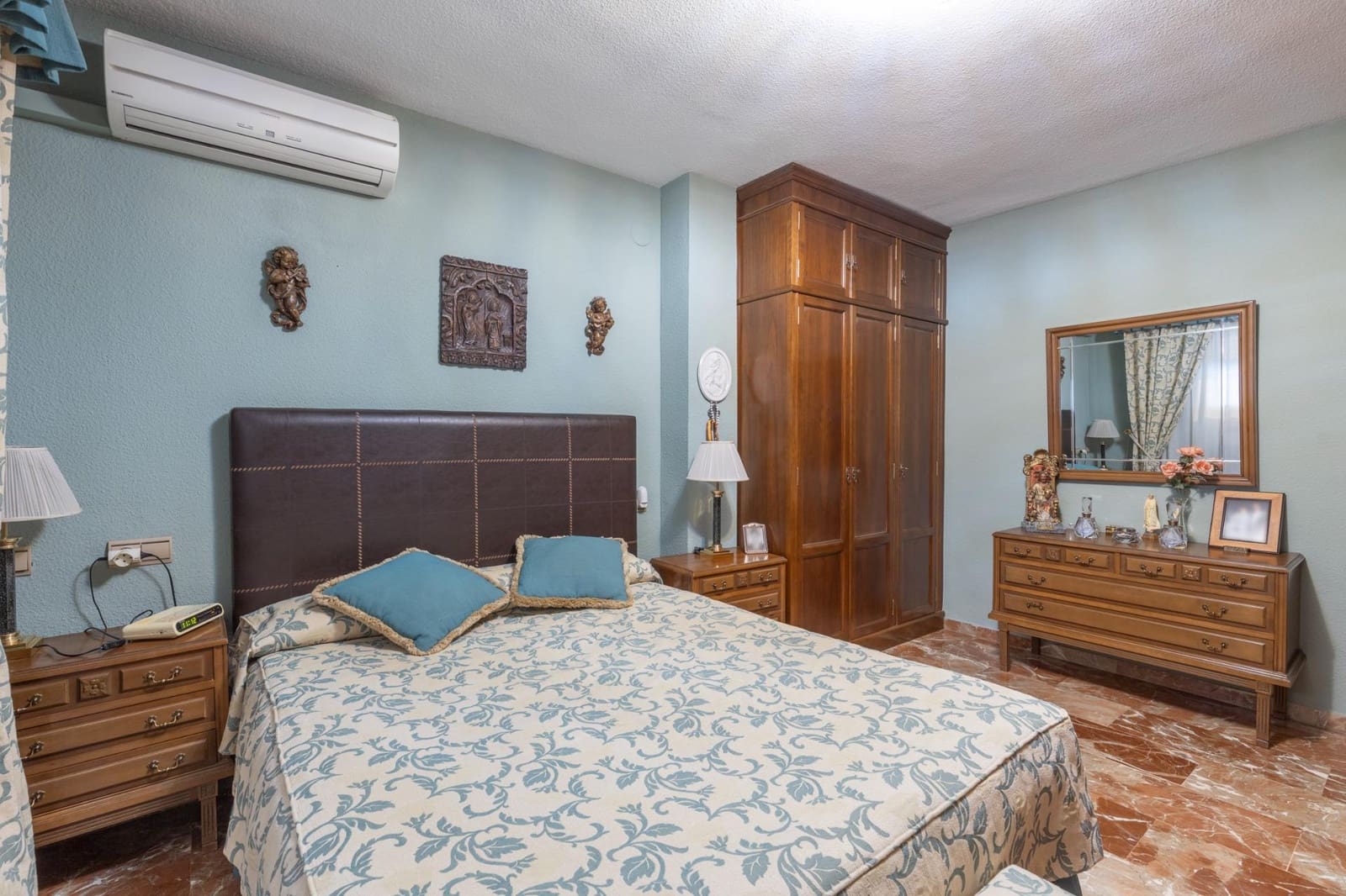 5 makuuhuone Asunto myytävänä paikassa Granada kaupunki - 395 000 € (Ref: 9443237)