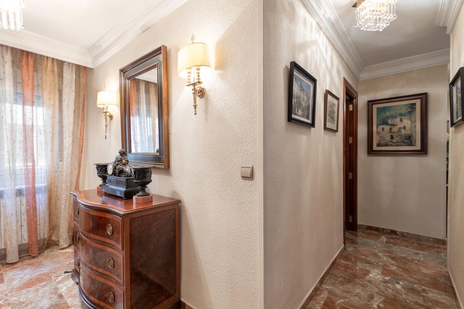 5 makuuhuone Asunto myytävänä paikassa Granada kaupunki - 395 000 € (Ref: 9443237)