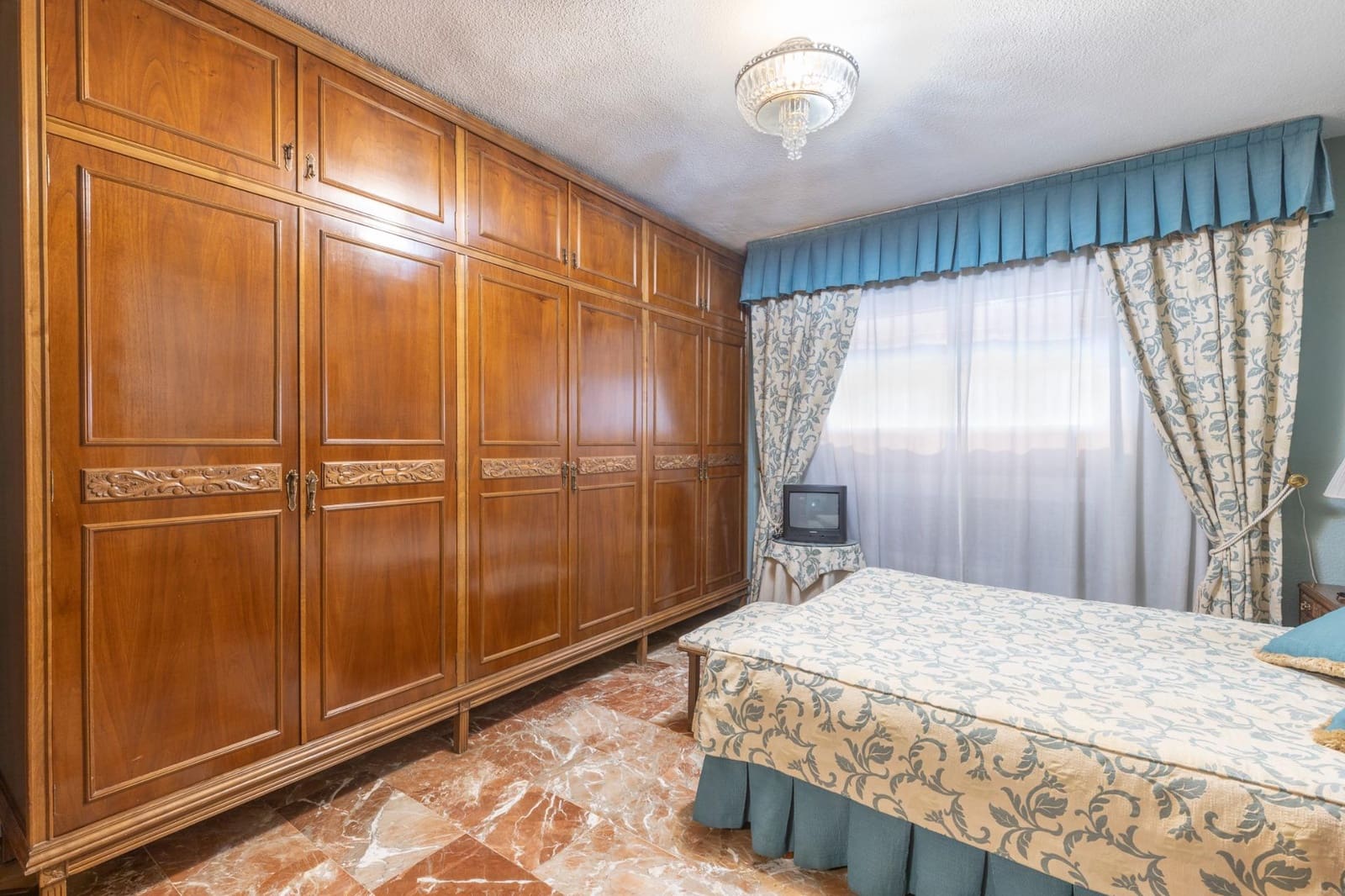 5 makuuhuone Asunto myytävänä paikassa Granada kaupunki - 395 000 € (Ref: 9443237)