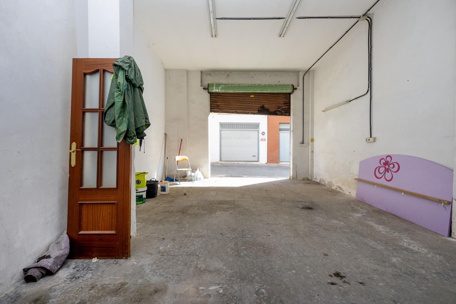 Kommersiell til salgs i Armilla - € 47 000 (Ref: 9443238)