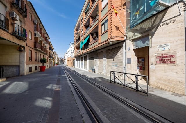 Kommersiell til salgs i Armilla - € 47 000 (Ref: 9443238)