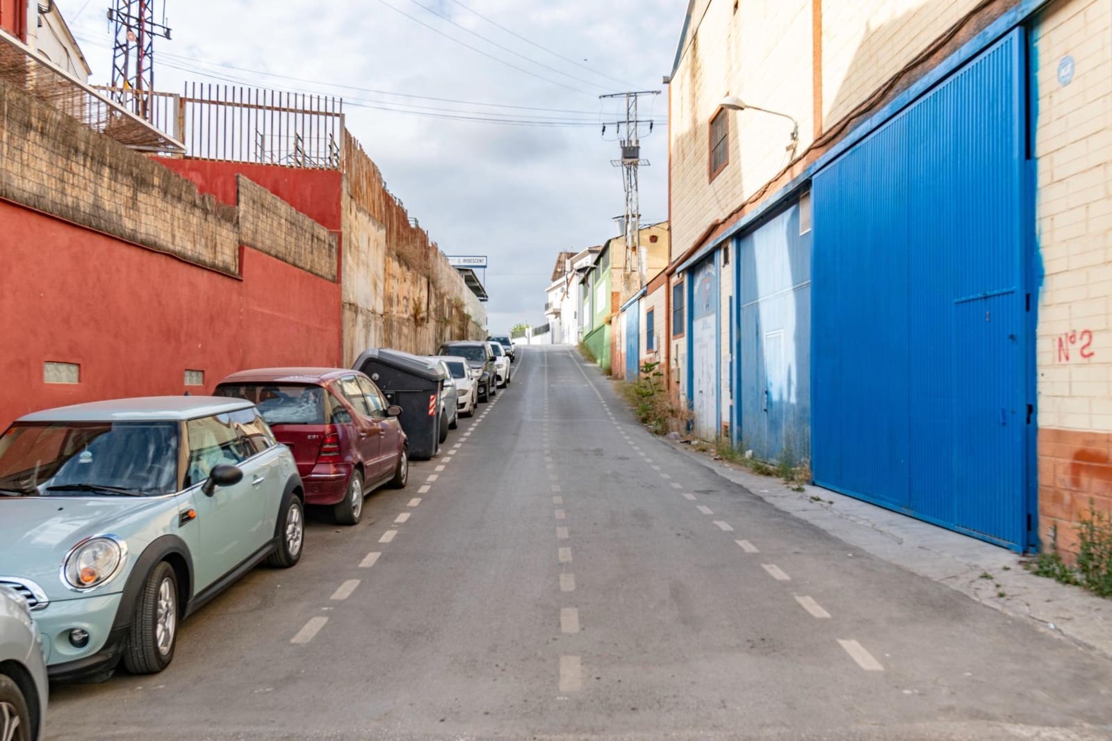 Business for sale in Jun with garage - € 88,000 (Ref: 9443240)