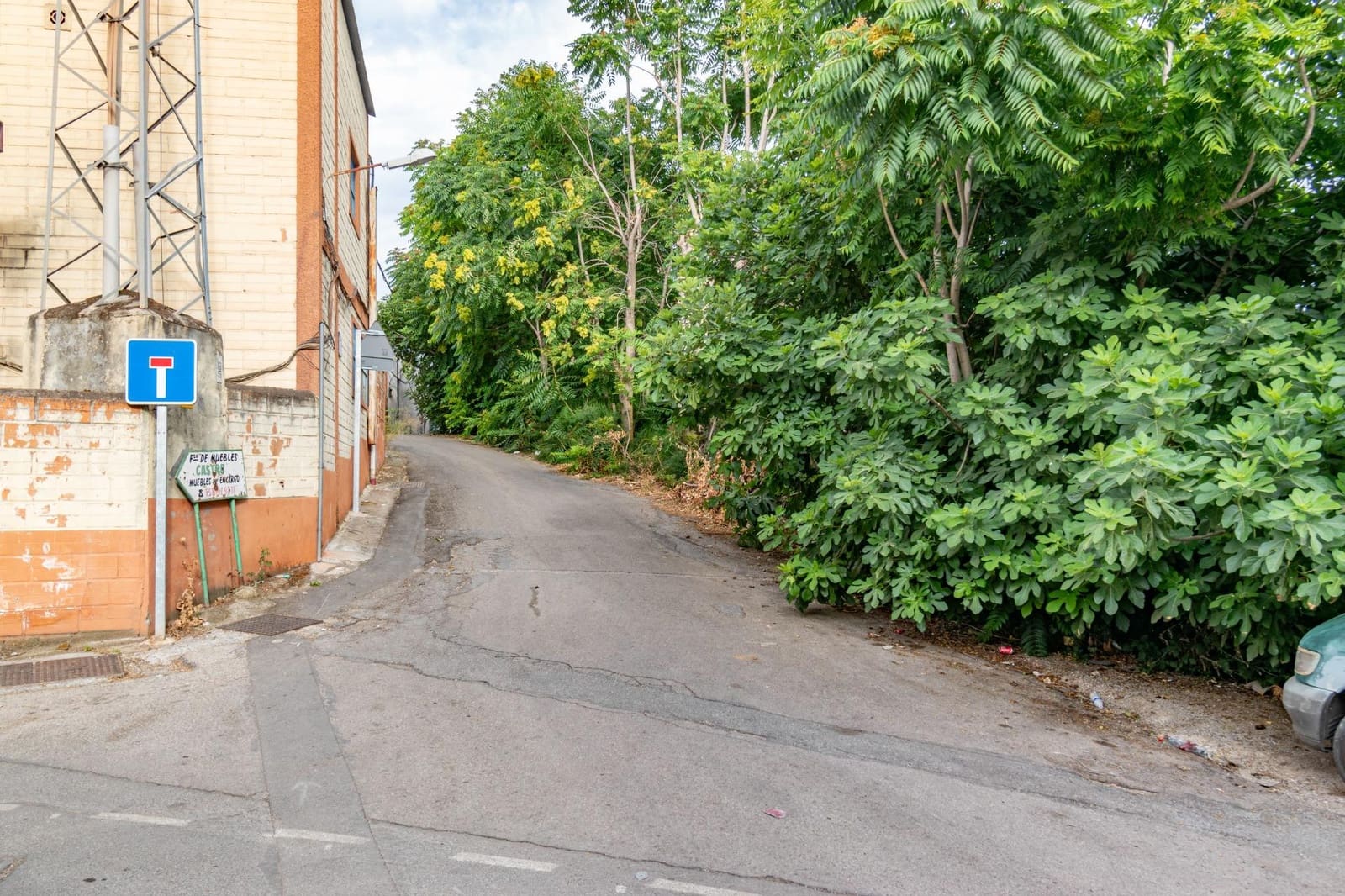 Business for sale in Jun with garage - € 88,000 (Ref: 9443240)