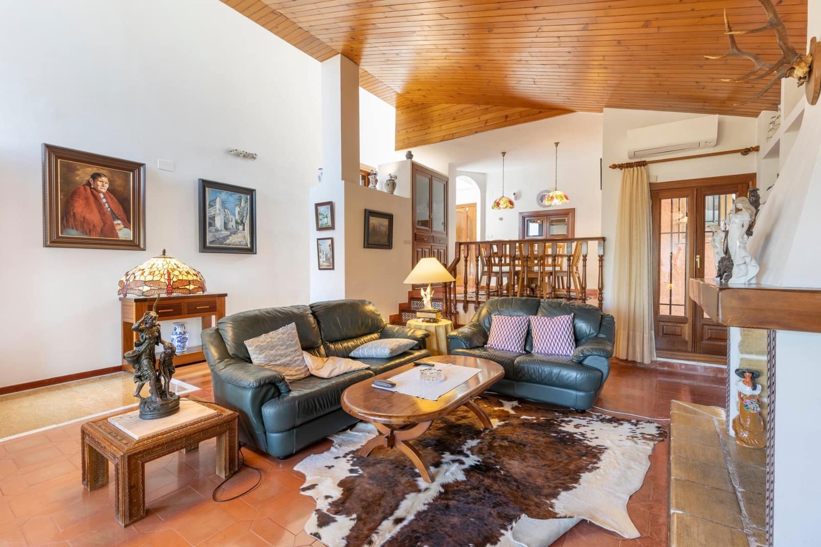 6 soveværelse Villa til salg i Huetor Vega med garage - € 850.000 (Ref: 9443243)