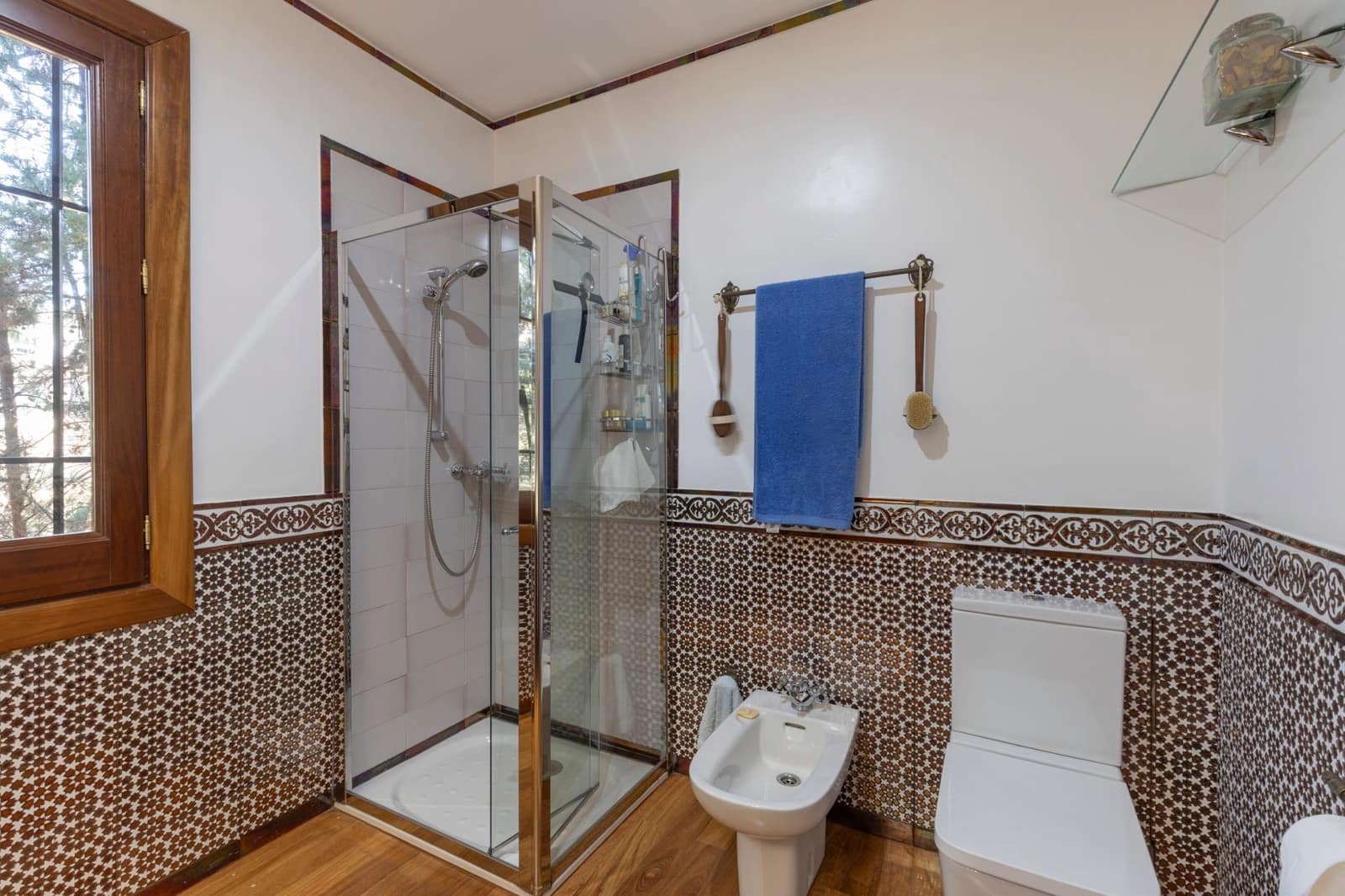 6 soveværelse Villa til salg i Huetor Vega med garage - € 850.000 (Ref: 9443243)