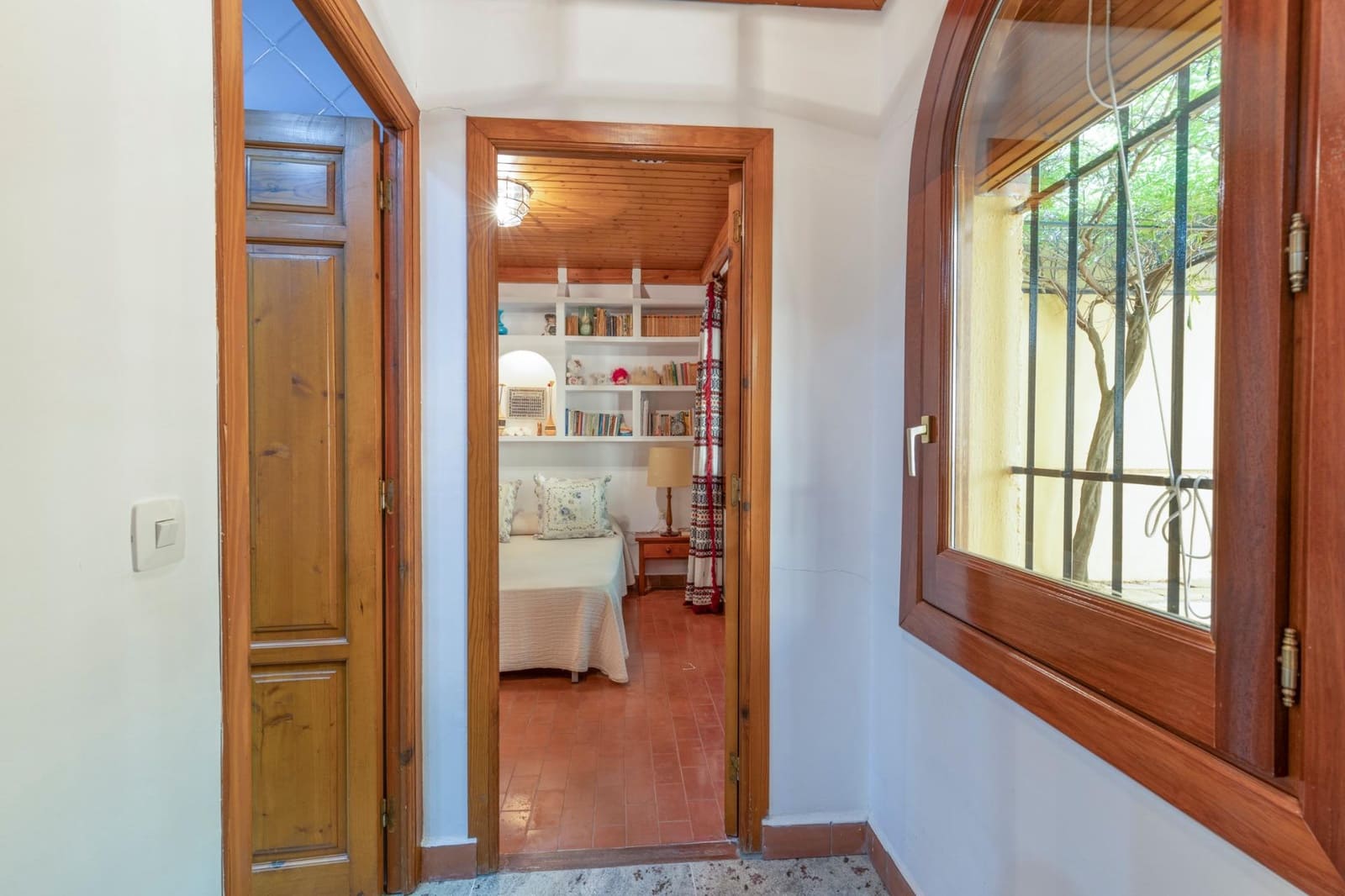 6 soveværelse Villa til salg i Huetor Vega med garage - € 850.000 (Ref: 9443243)