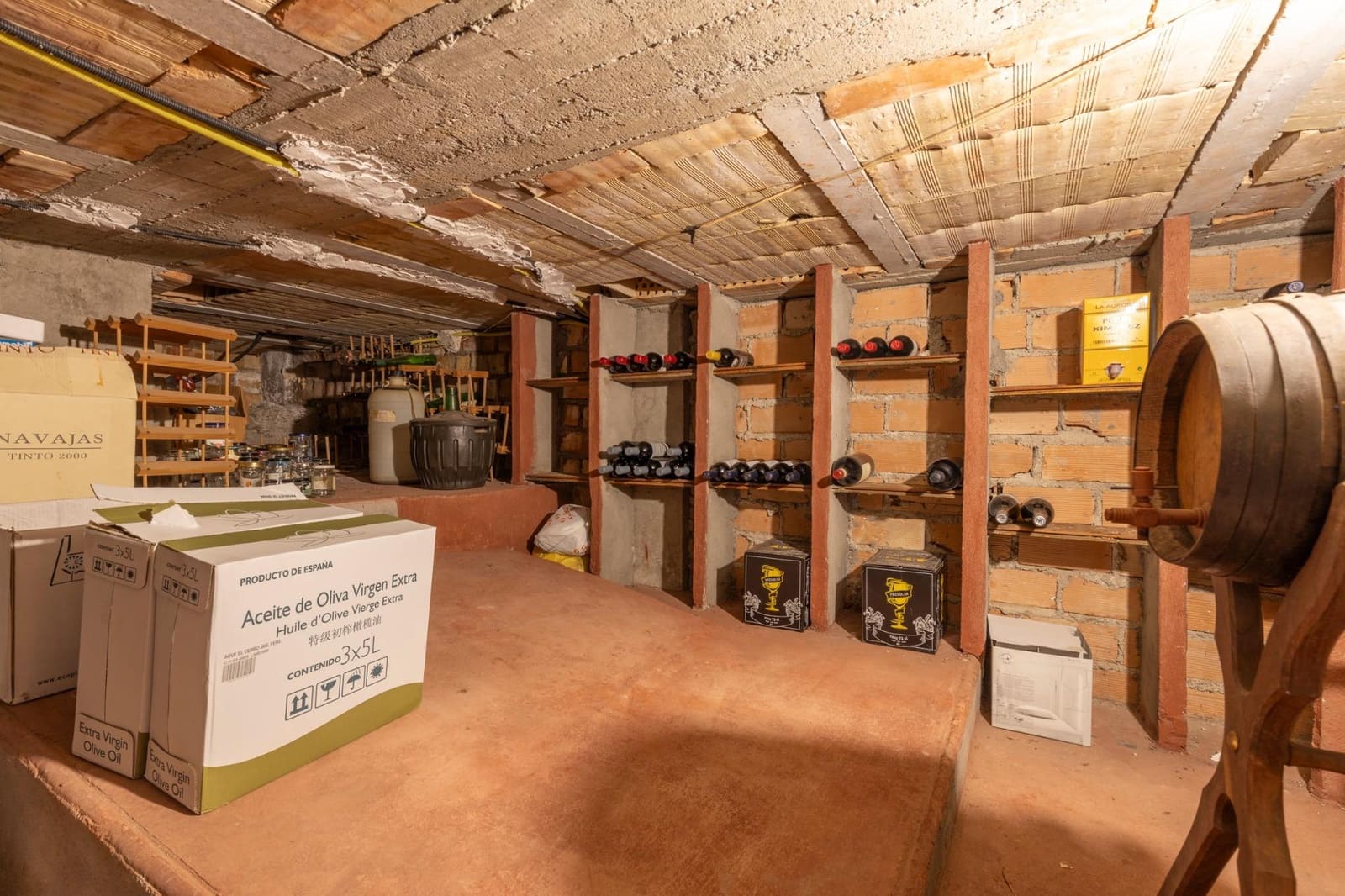 6 soveværelse Villa til salg i Huetor Vega med garage - € 850.000 (Ref: 9443243)