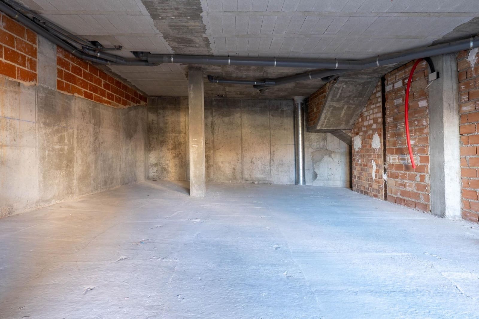 Local Commercial à vendre à Cajar - 95 000 € (Ref: 9443245)