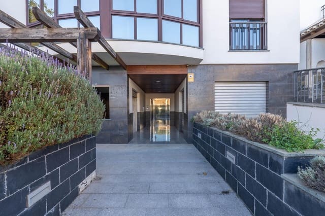 Commerciale in vendita in Cájar - 95.000 € (Rif: 9443245)