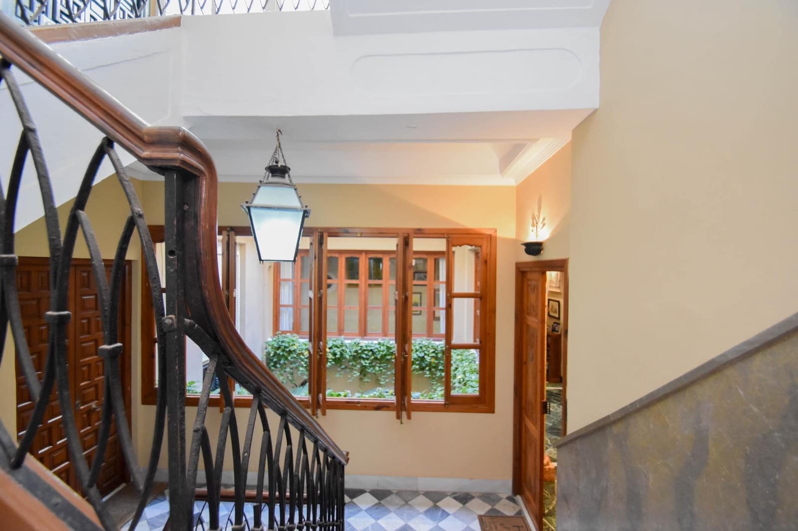 4 makuuhuone Kaupallinen myytävänä paikassa Almunecar - 995 000 € (Ref: 9443248)