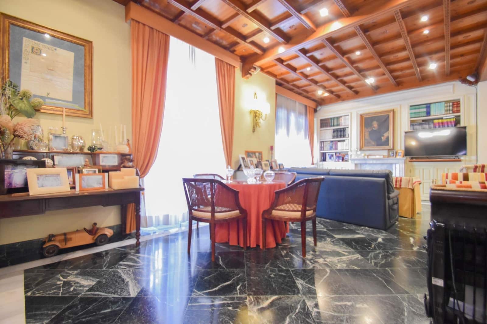 4 makuuhuone Kaupallinen myytävänä paikassa Almunecar - 995 000 € (Ref: 9443248)