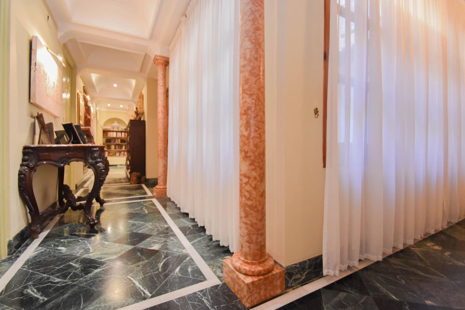 4 makuuhuone Kaupallinen myytävänä paikassa Almunecar - 995 000 € (Ref: 9443248)