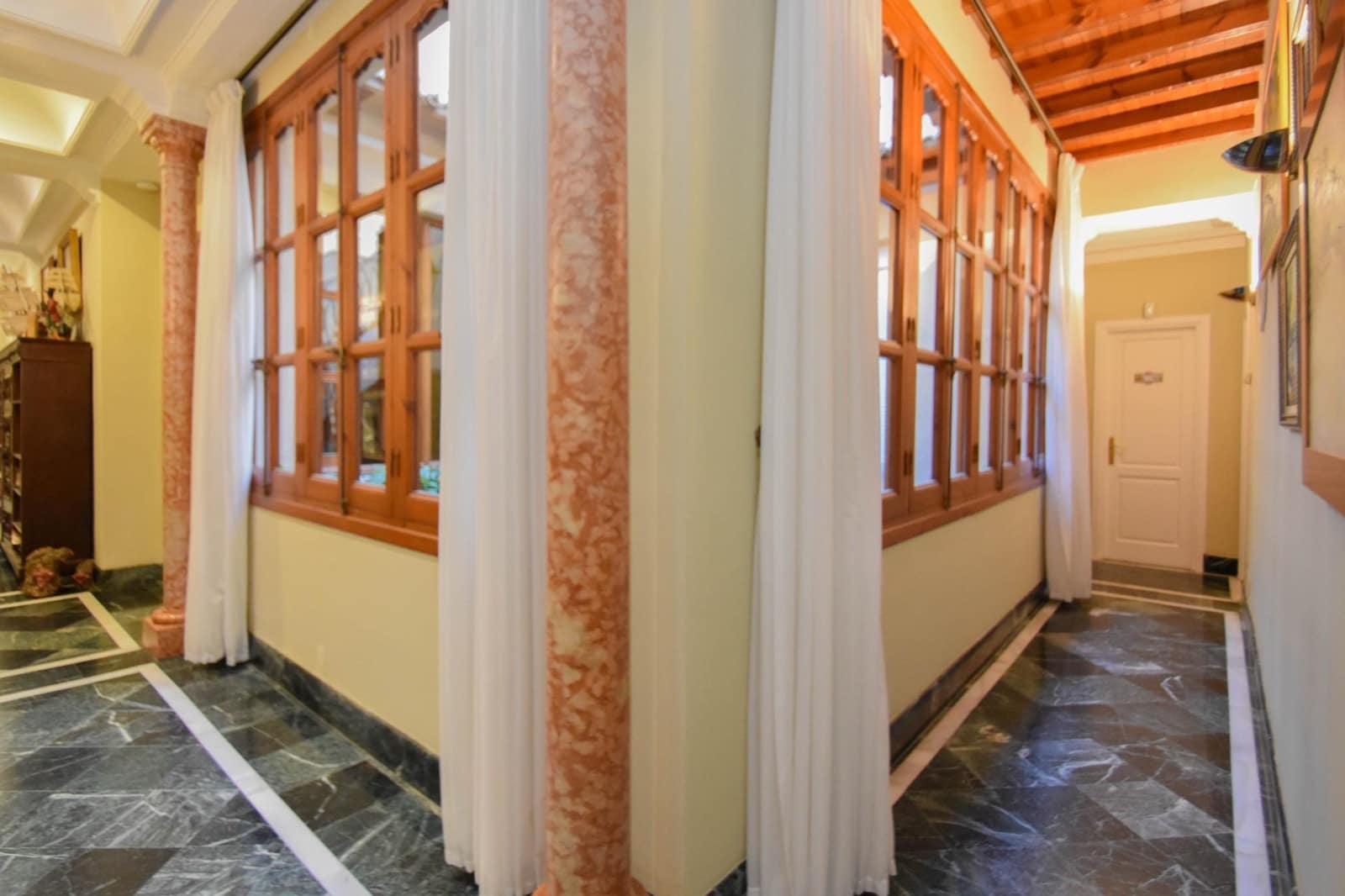 4 makuuhuone Kaupallinen myytävänä paikassa Almunecar - 995 000 € (Ref: 9443248)