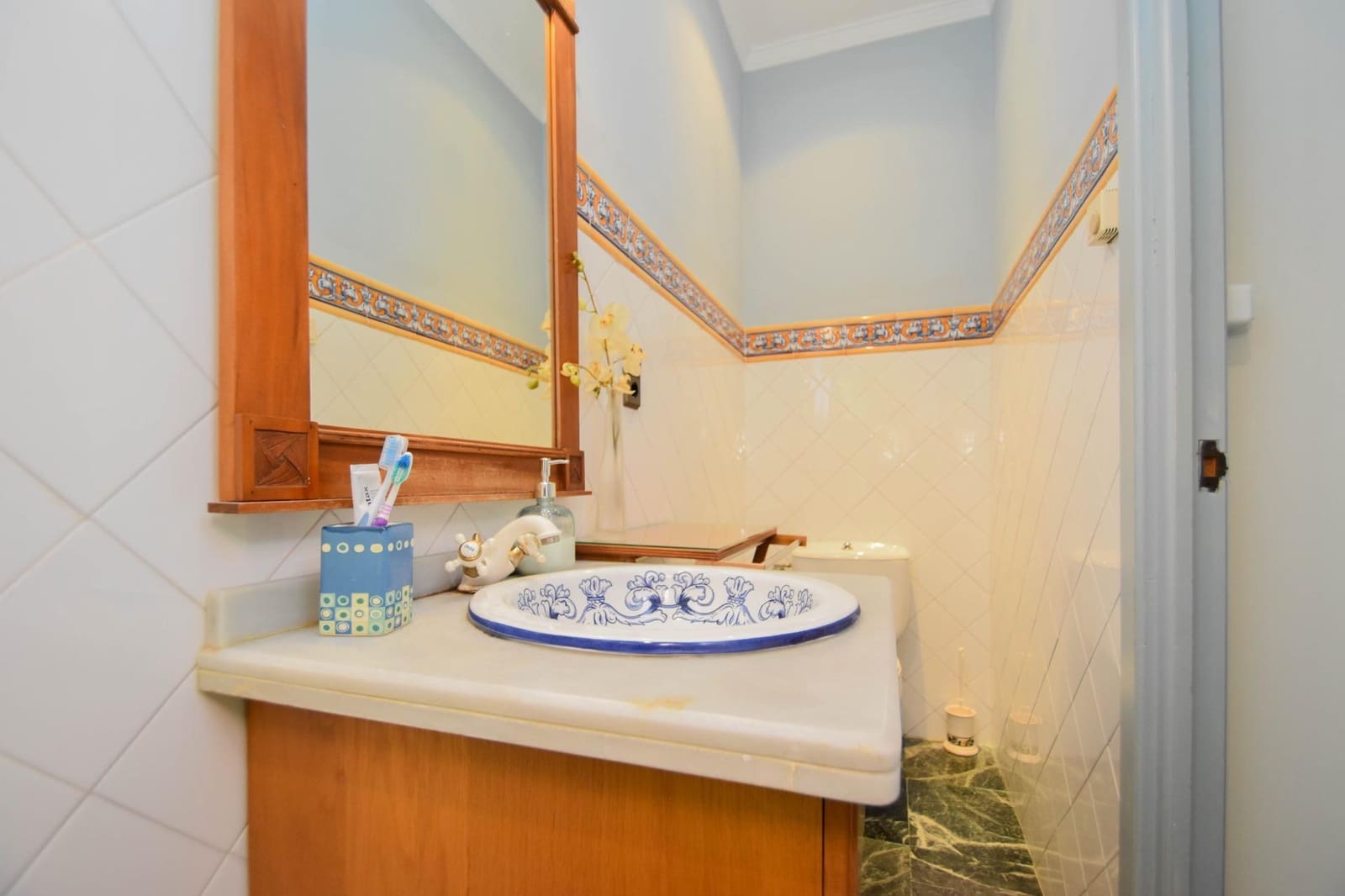 4 makuuhuone Kaupallinen myytävänä paikassa Almunecar - 995 000 € (Ref: 9443248)