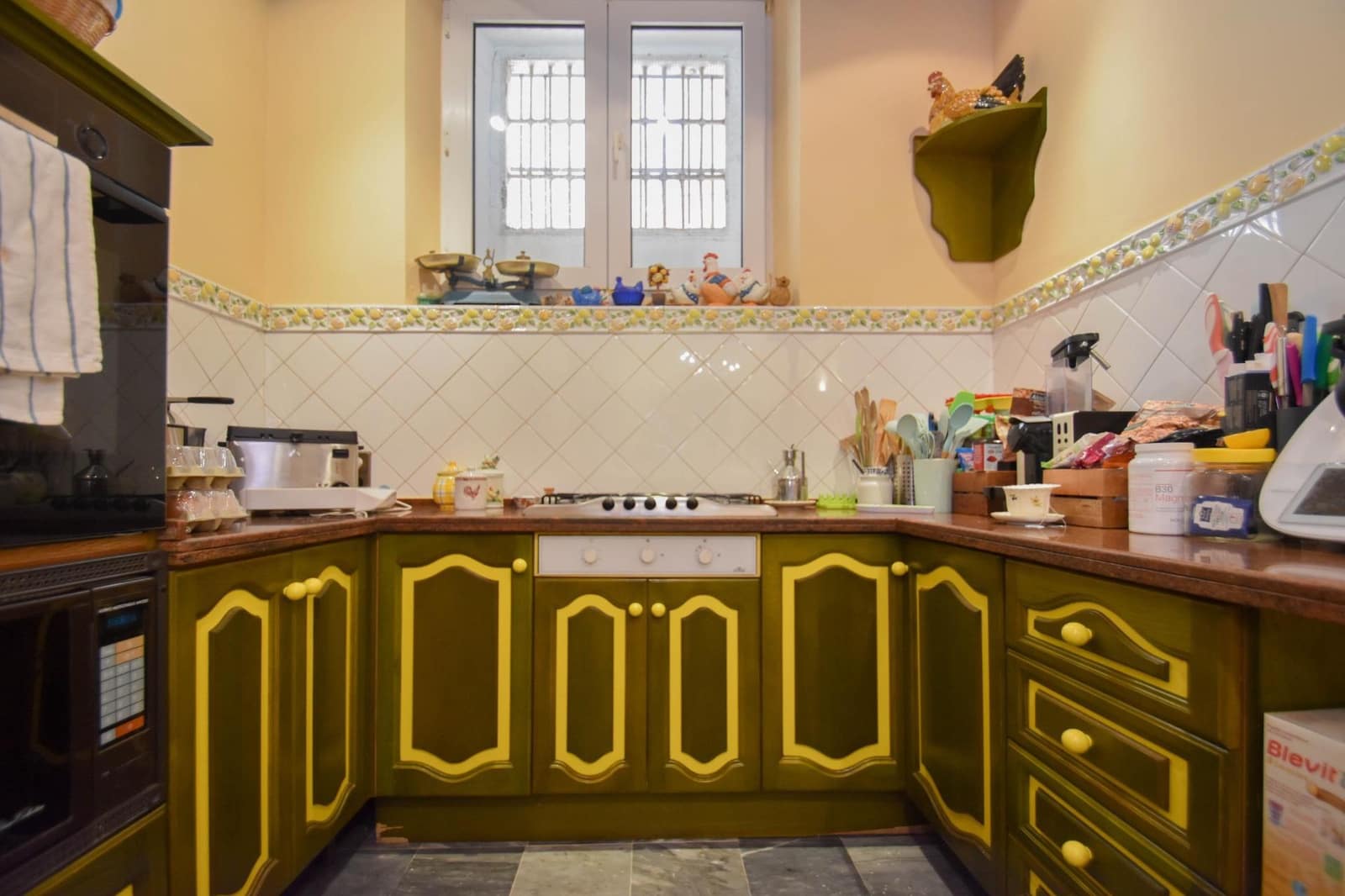 4 makuuhuone Kaupallinen myytävänä paikassa Almunecar - 995 000 € (Ref: 9443248)