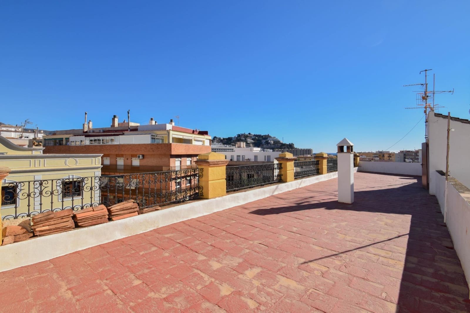 4 makuuhuone Kaupallinen myytävänä paikassa Almunecar - 995 000 € (Ref: 9443248)