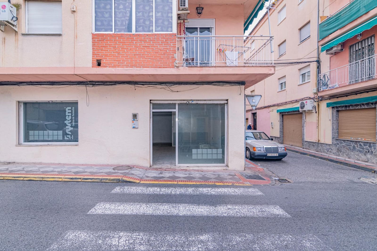 Erhverv til salg i Atarfe - € 78.000 (Ref: 9446308)