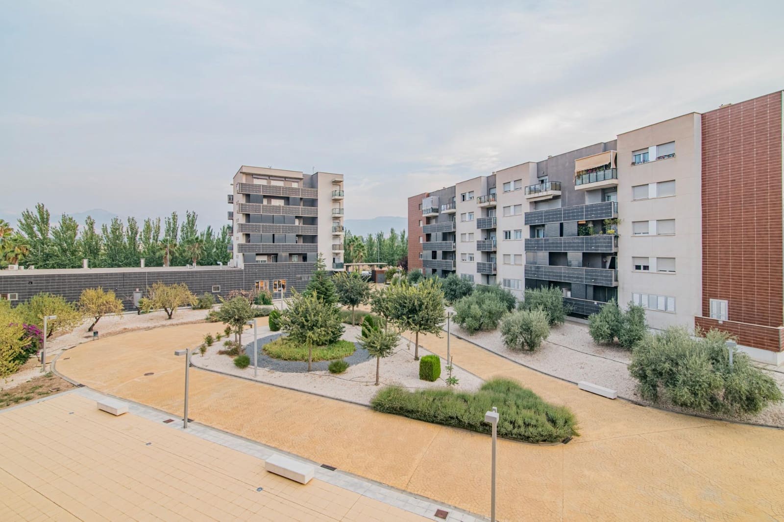 3 soveværelse Lejlighed til salg i Alhendin med swimmingpool garage - € 229.000 (Ref: 9446309)