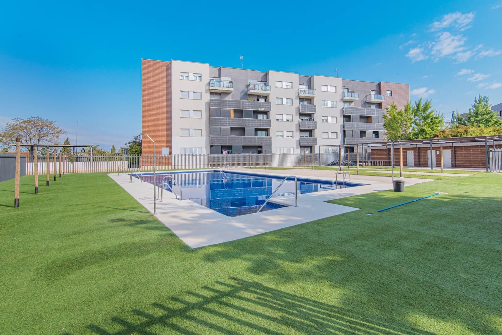 3 soveværelse Lejlighed til salg i Alhendin med swimmingpool garage - € 229.000 (Ref: 9446309)