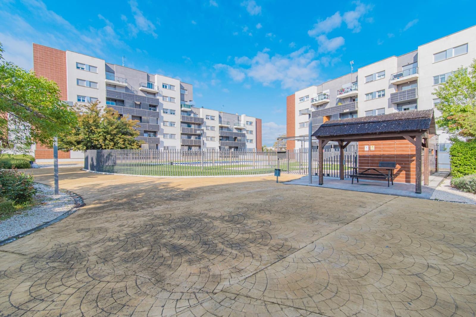 3 soveværelse Lejlighed til salg i Alhendin med swimmingpool garage - € 229.000 (Ref: 9446309)